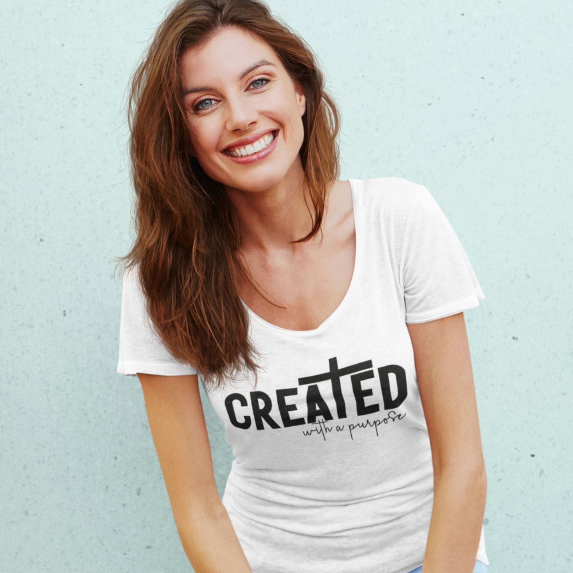 Created With a Purpose Women’s Relaxed-Fit Scoop Neck T-Shirt Size: XS Color: Heather White Jesus Passion Apparel