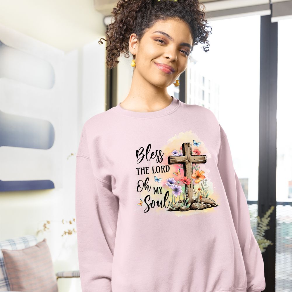 Bless the Lord Oh my Soul Women's Fleece Unisex - Fit Sweatshirt - Light Pink / White - Jesus Passion Apparel